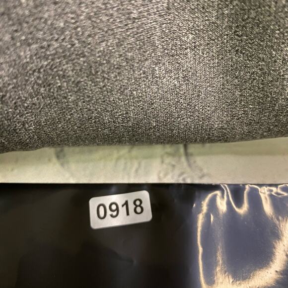 Under Armour women’s hoodie pullover small coldgear storm pink biglogo athletic - Picture 8 of 8